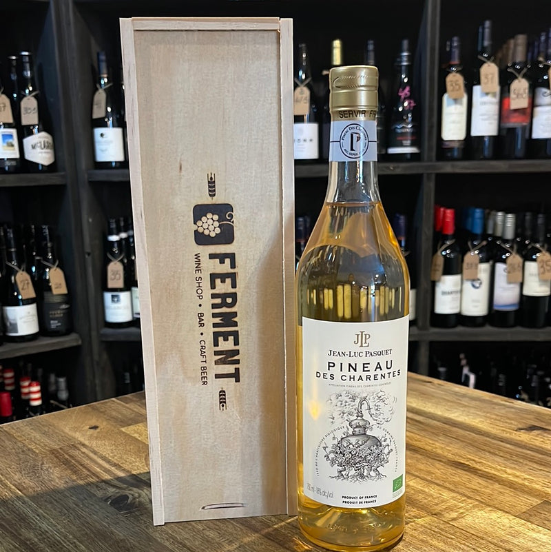 Pineau Charentes Blanc France